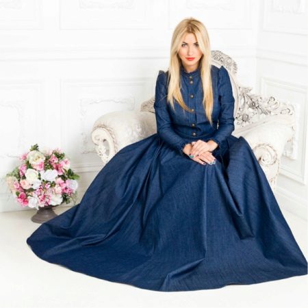 Denim dress with sleeves