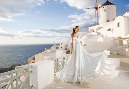 Wedding dress from Lanesta a-silhouette
