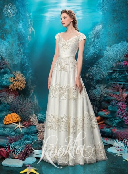 Luxurious Doll Wedding Dress with Pearls