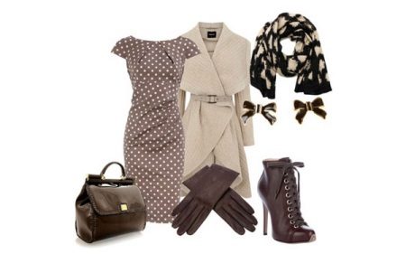 Accessories to beige-brown dress