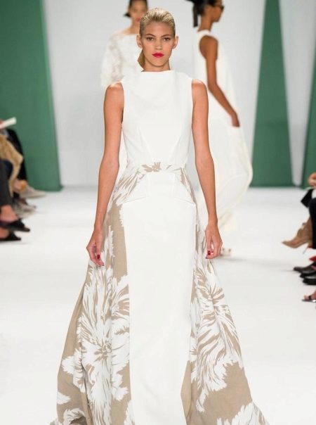 A-line dress with side panels