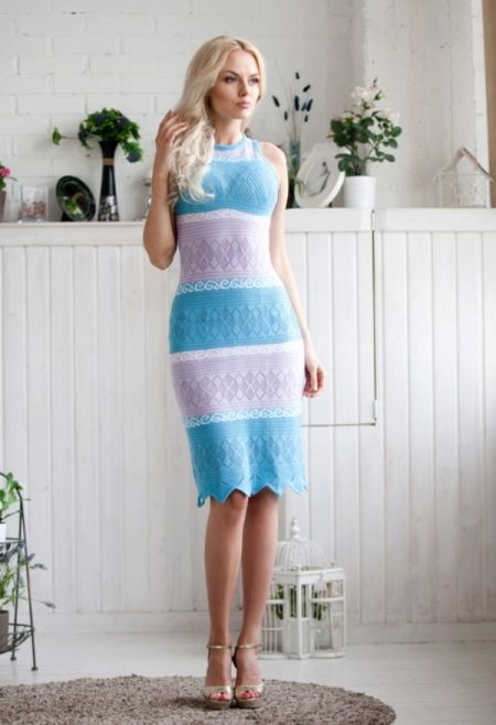 Two-tone knitted dress
