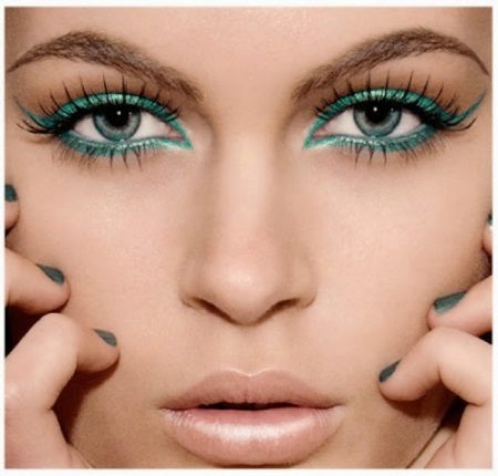 emerald eyeliner makeup