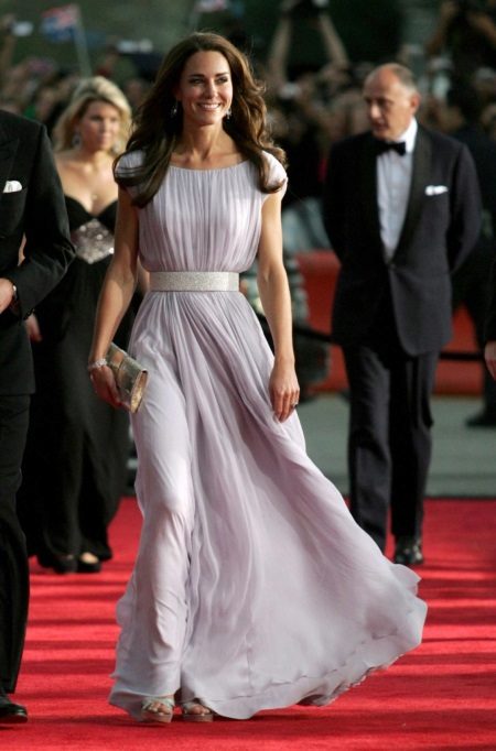 Beautiful long silk dress Kate Middleton