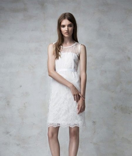 Lace Dress with Sleeveless