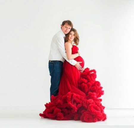 Beautiful dress for pregnant for rent for a photo shoot