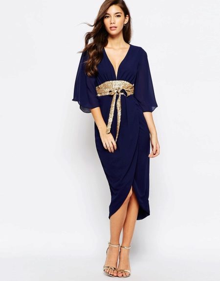 Contrast belt to kimono dress