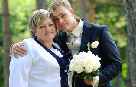 Mother and son at the wedding