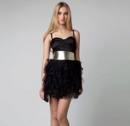 Short dress on straps with chiffon frill at skirt