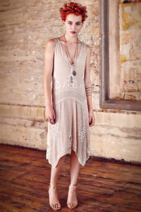 Chicago dress with a slanting cut