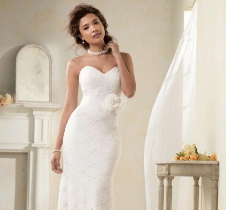 Wedding lace sheath dress with neckline