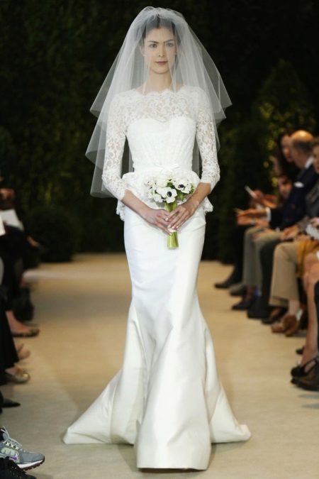 Wedding dress for wedding