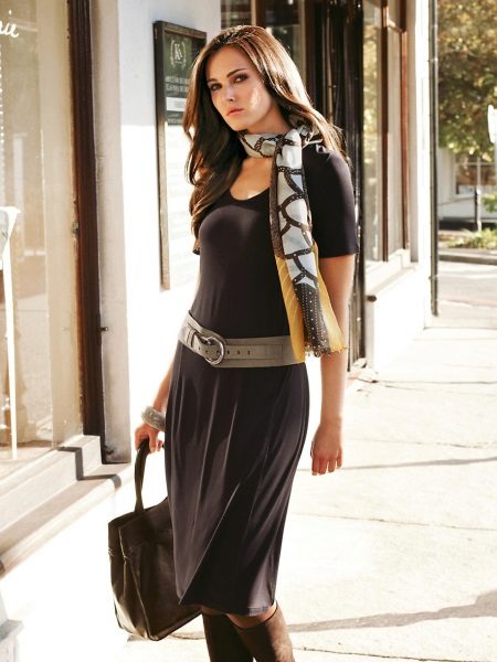 Knitted dress with belt and scarf