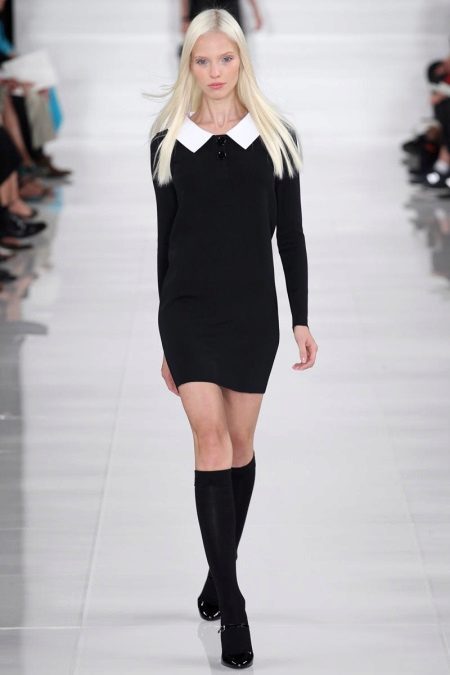 knitted dress with a white collar