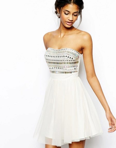 Short bandeau dress