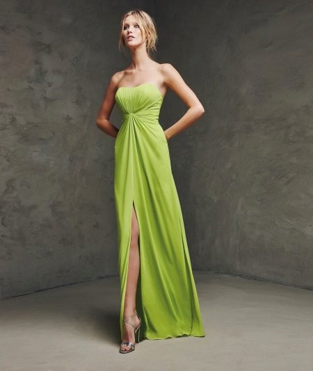 High-waisted strapless dress