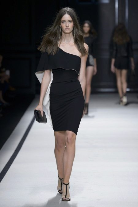 Jersey dress with one sleeve