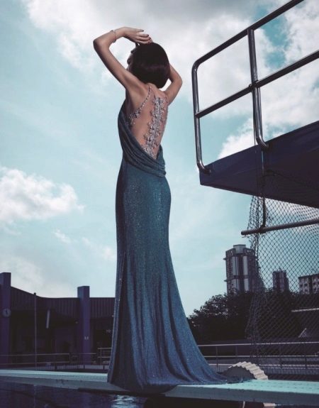 Knitwear with open back