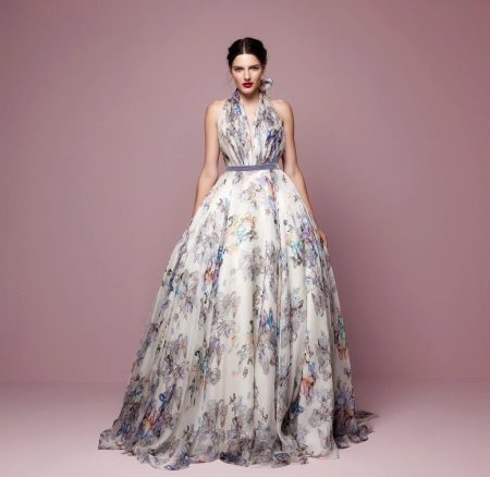 Slim dress fluffy to the floor