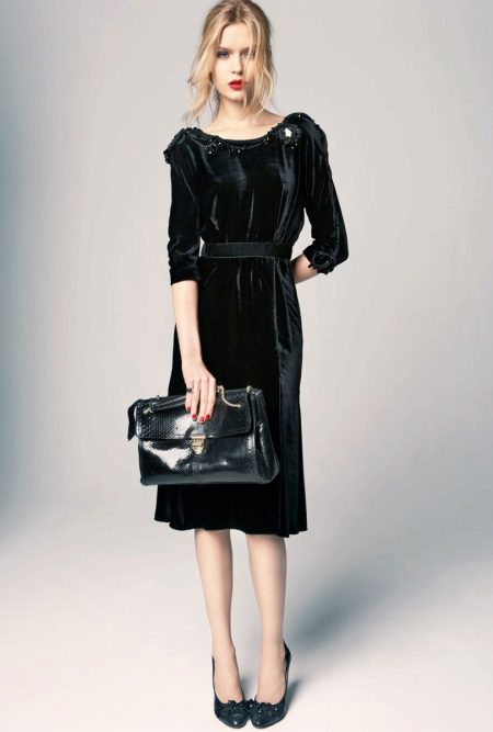 Shoes a boat to a black dress