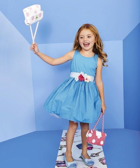 Magnificent dress for the girl