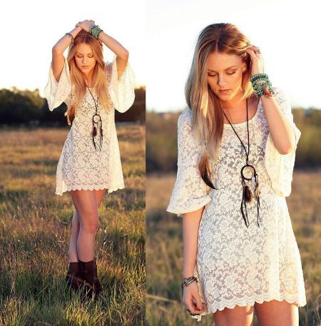 Decorations for a lace dress in country style