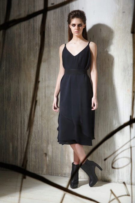 Shoes for midi dress with straps