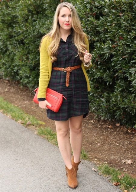 Accessories for checkered shirt dress