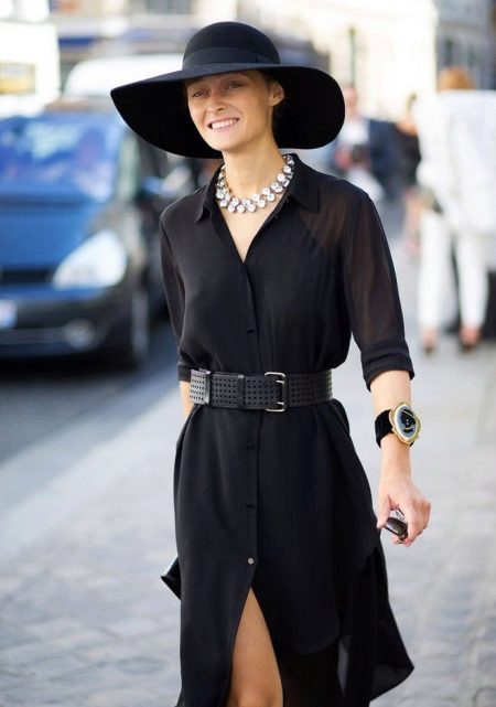 Accessories for evening dress shirt