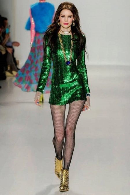 Shoes for a short green dress