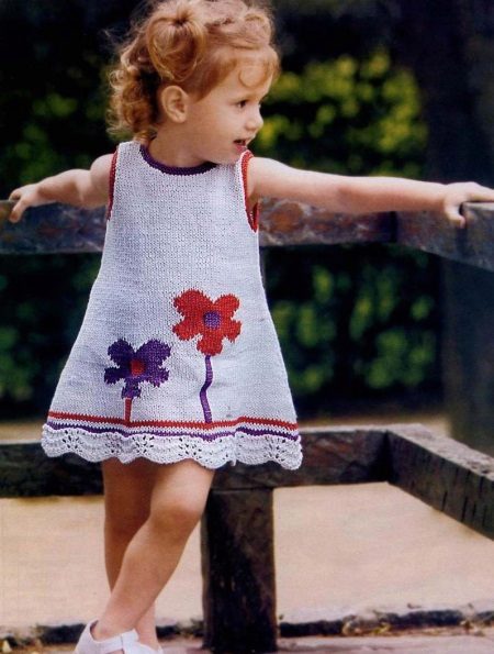 Knitted dress flower for girls knitting