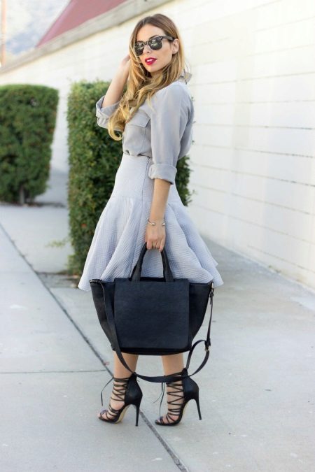 Midi skirt with frill