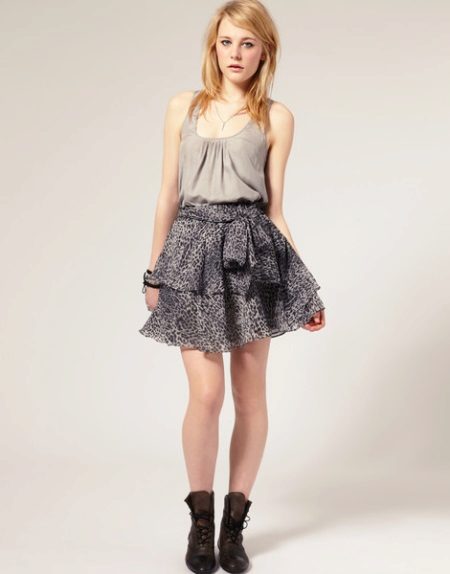 Chiffon skirt with frill