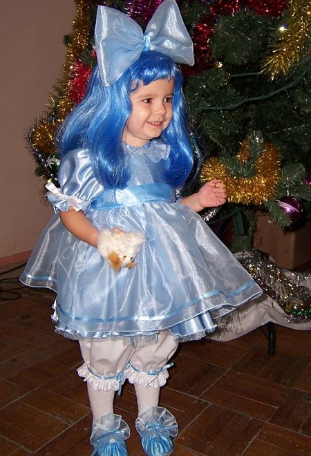 Malvina's Christmas dress for the girl