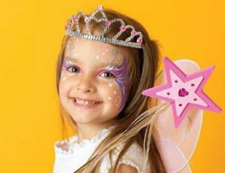 Makeup for a new year's dress for a girl