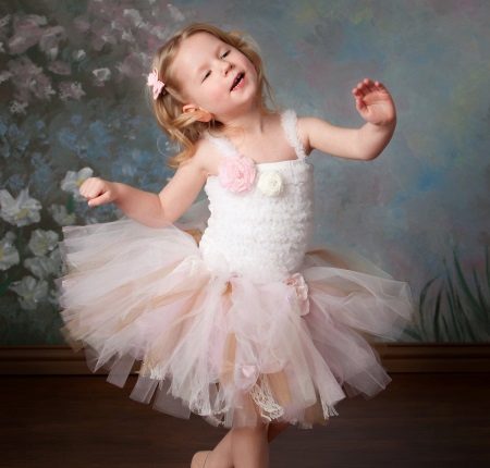 Knitted top on the dress for girls from tulle