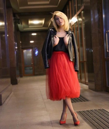 midi skirt in evening look